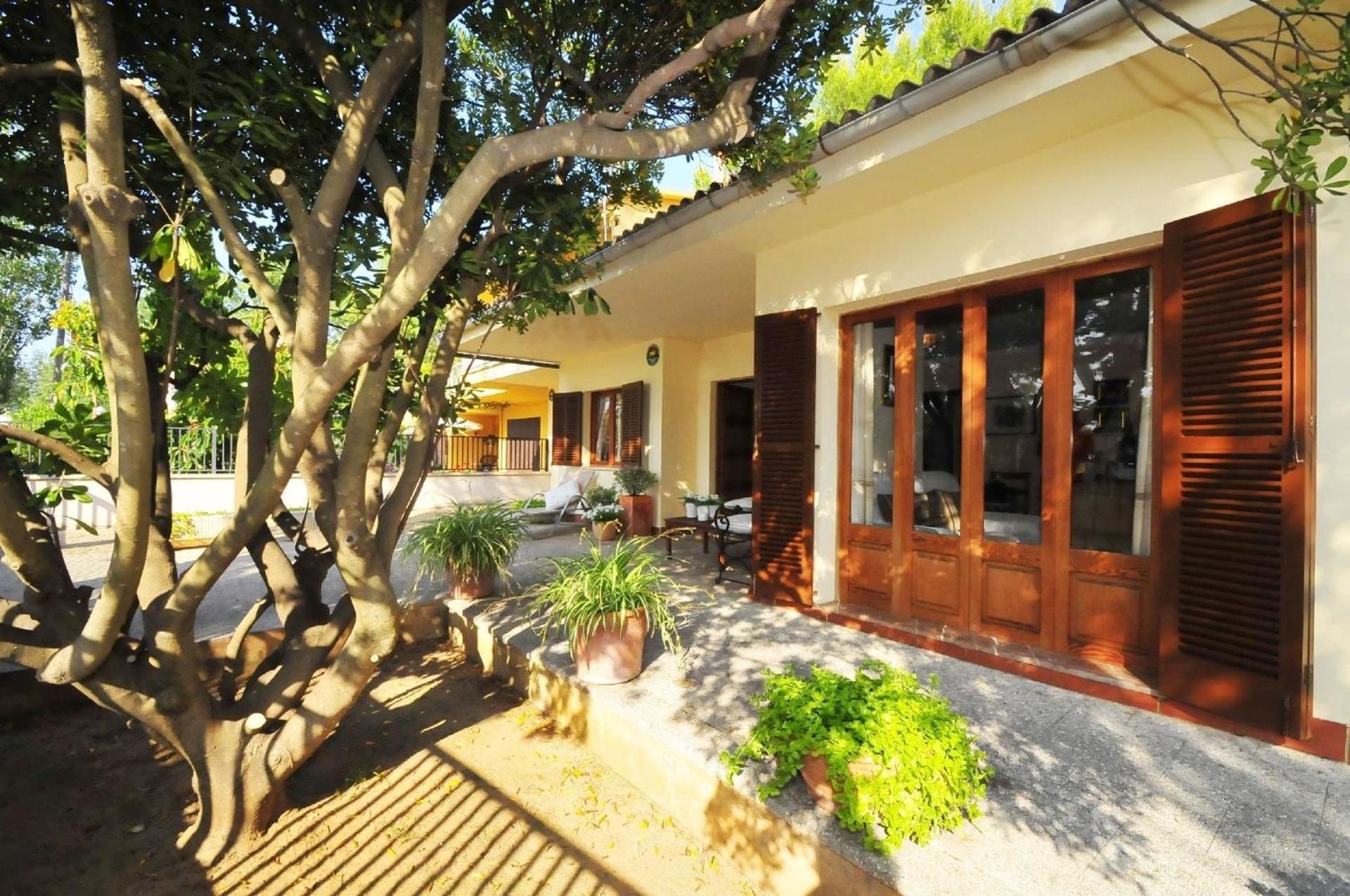 Tolles In Alcdia Mit Garten, Grill Und Terrasse