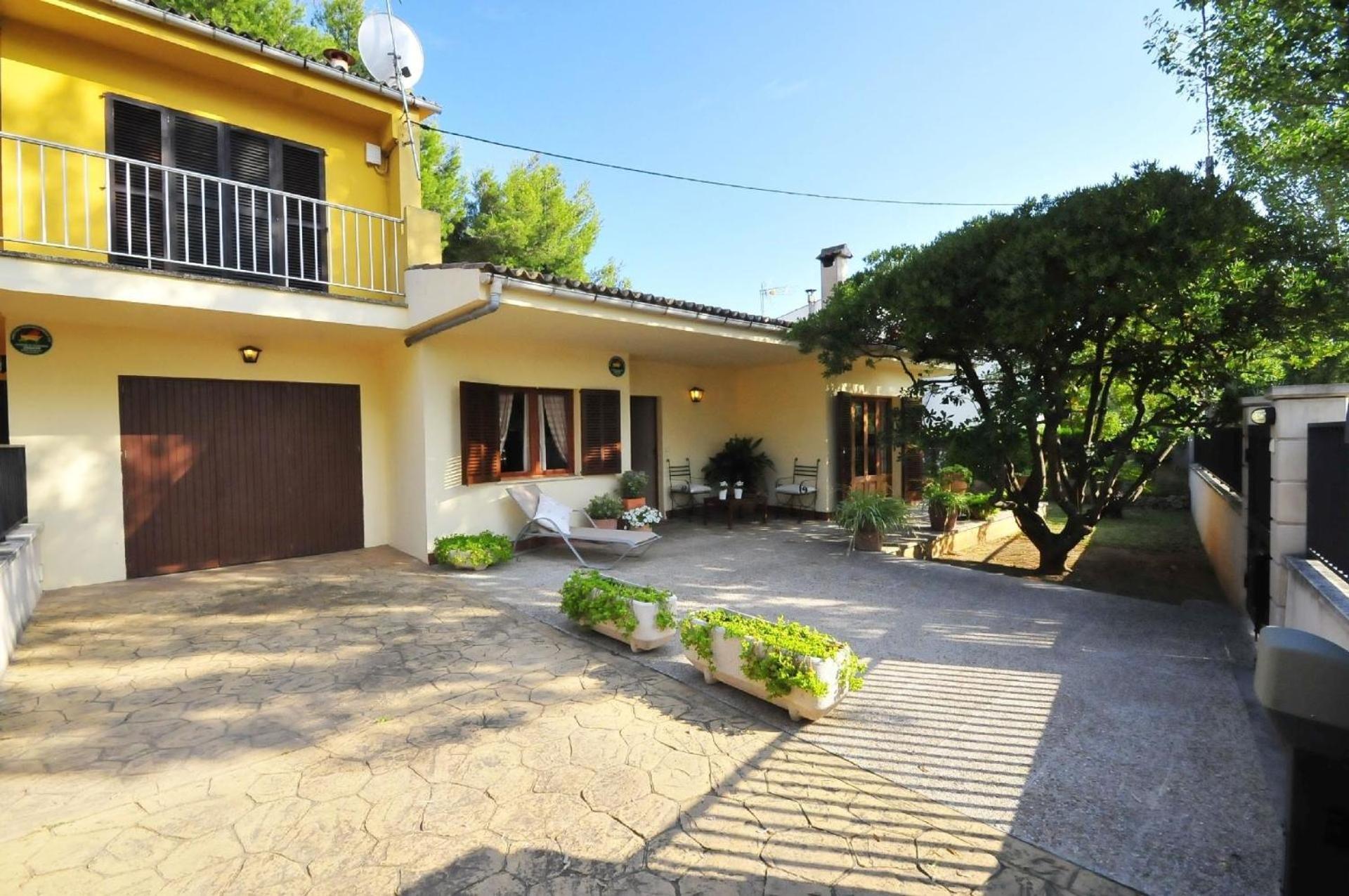 Tolles In Alcdia Mit Garten, Grill Und Terrasse Port d'Alcúdia
